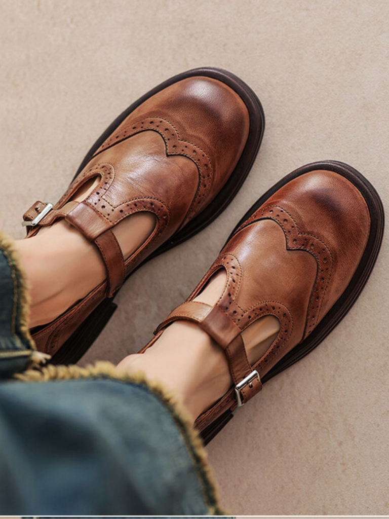 LARA VINTAGE MARY JANE FLATS