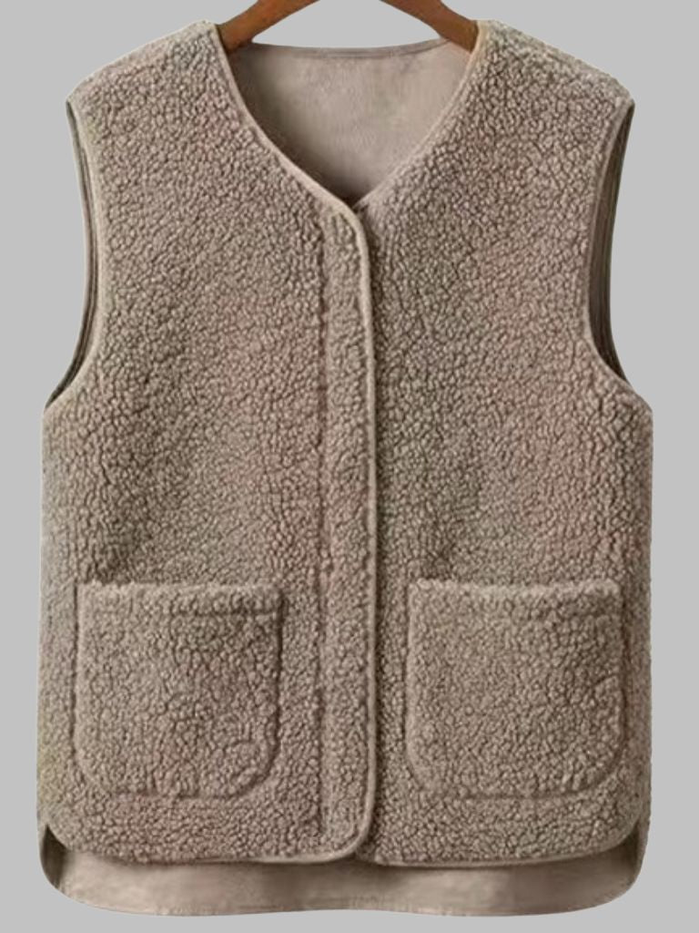 EVELYN COZY KNIT VEST