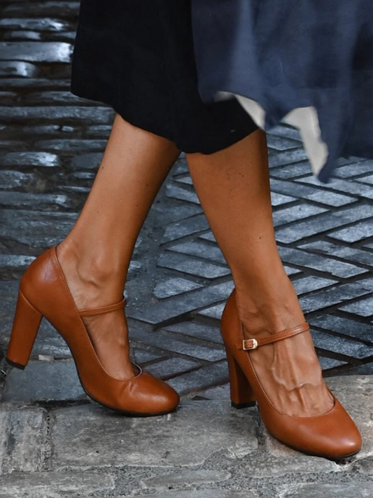 CLARISSA MARY JANE PUMPS