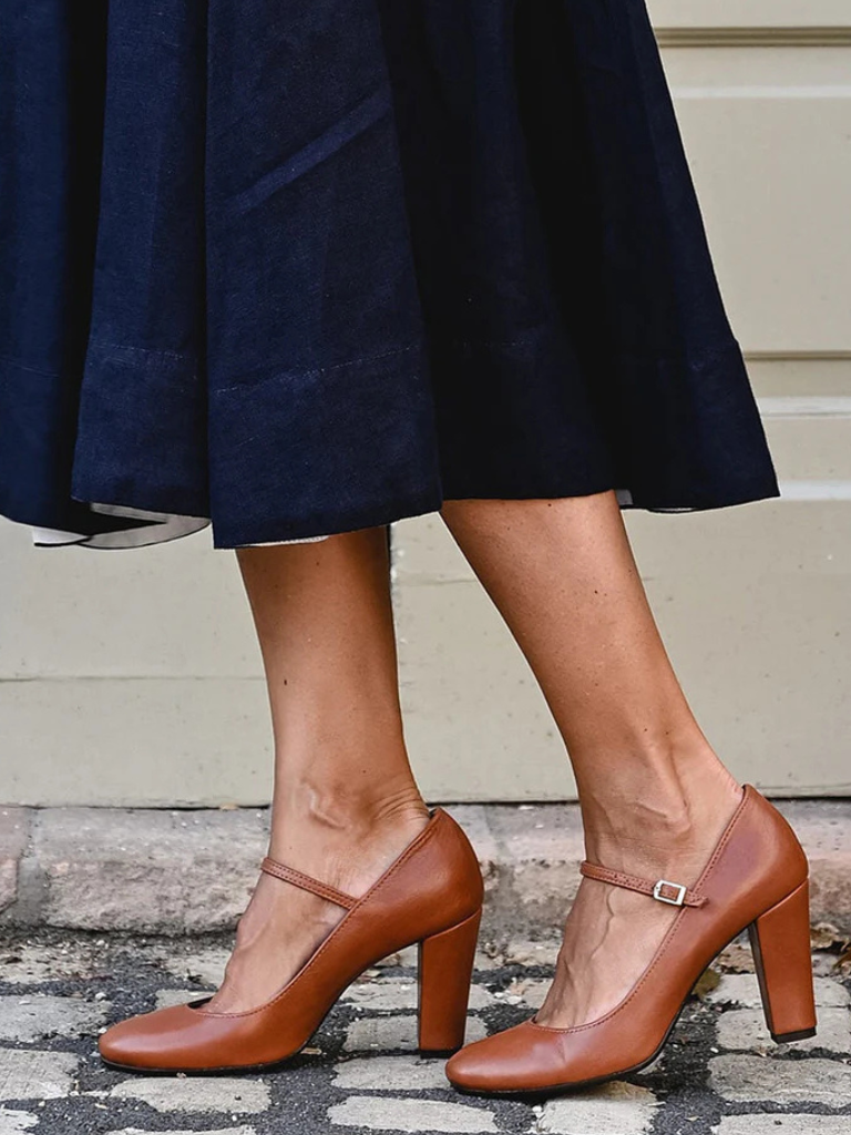 CLARISSA MARY JANE PUMPS