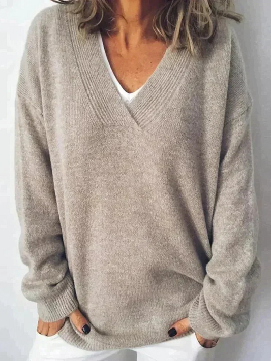 THE MIA V-NECK KNIT