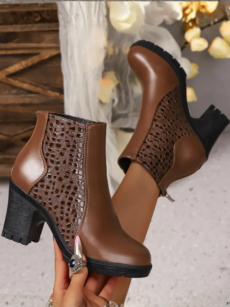 VEYLA CLASSIC COMFORT BOOTS