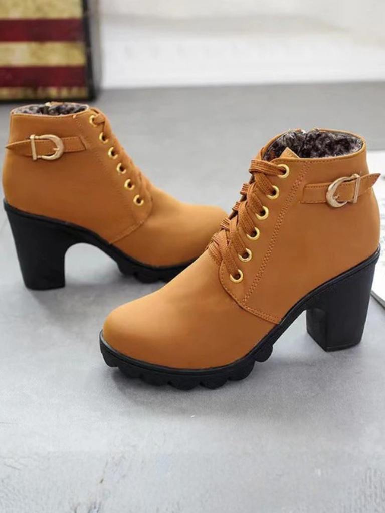 RIELLE CHUNKY HEEL BOOTS