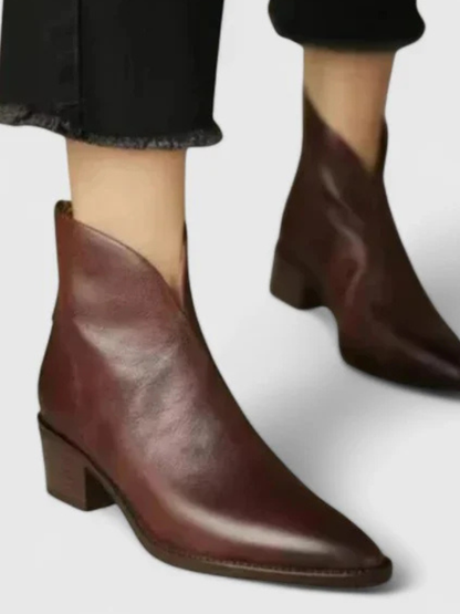 LYNELLE CLASSIC BOOTS