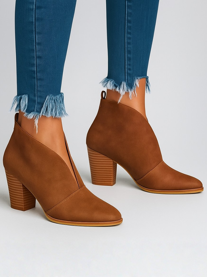 IRISS ANKLE BOOTS