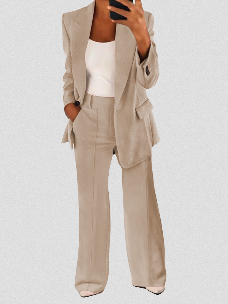 LEIRA CASUAL SUIT SET