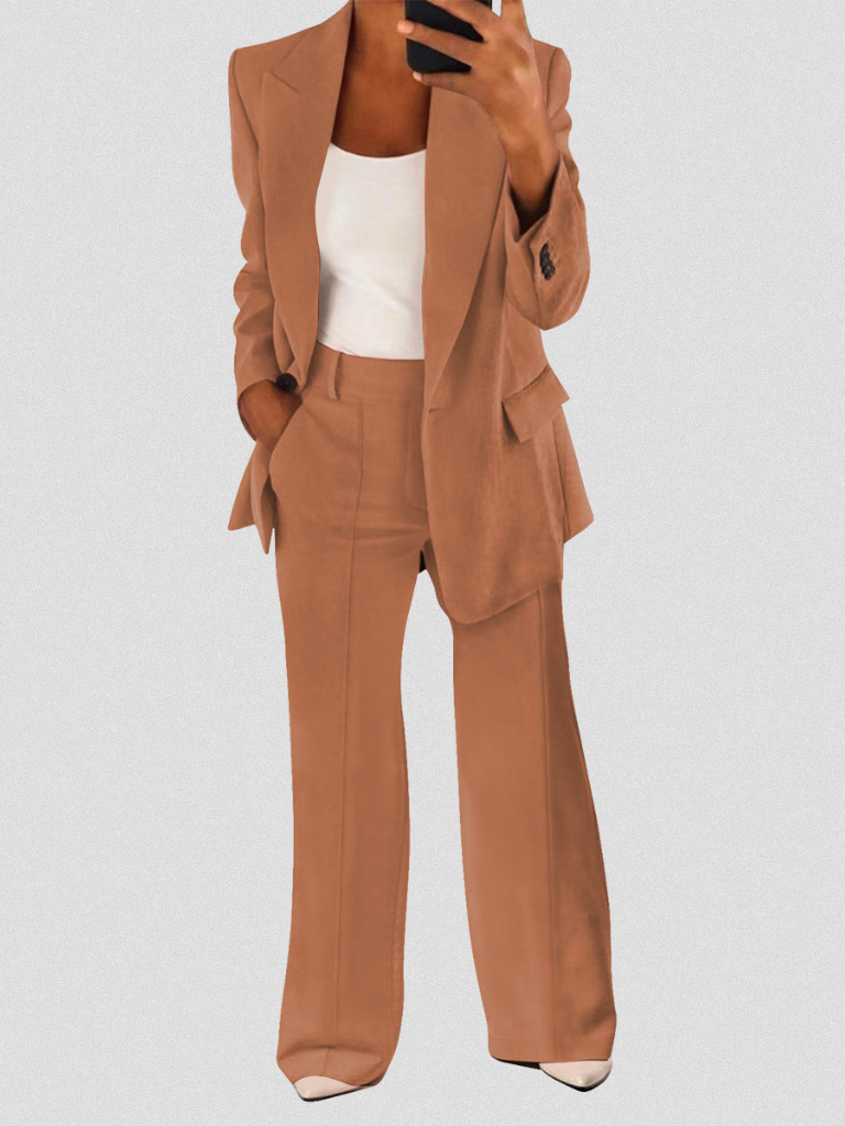 LEIRA CASUAL SUIT SET