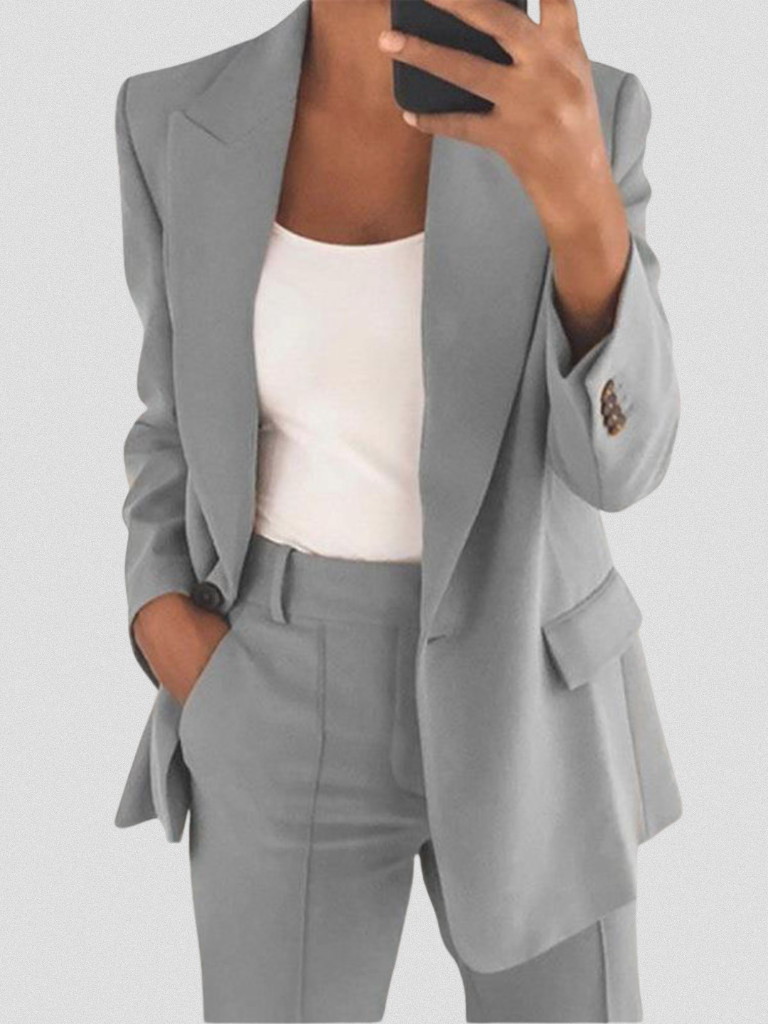 LEIRA CASUAL SUIT SET