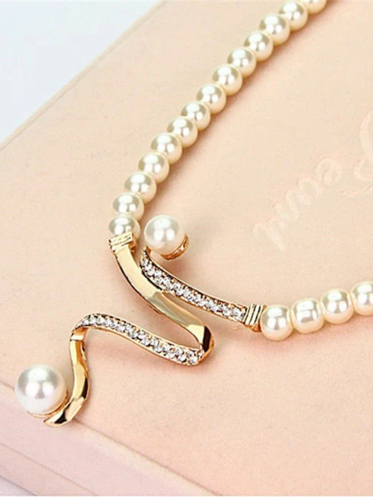 KATE PEARL SET